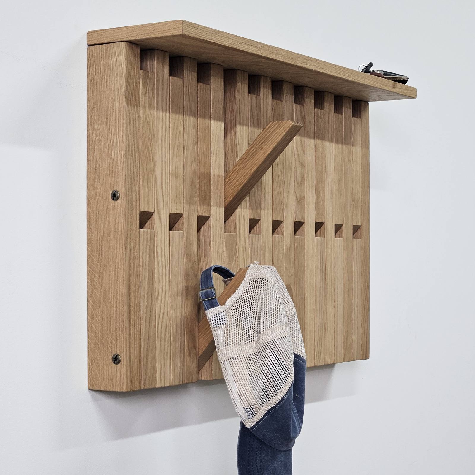 Wall-mounted organizer. natural oak.+ shelf. promotional offers