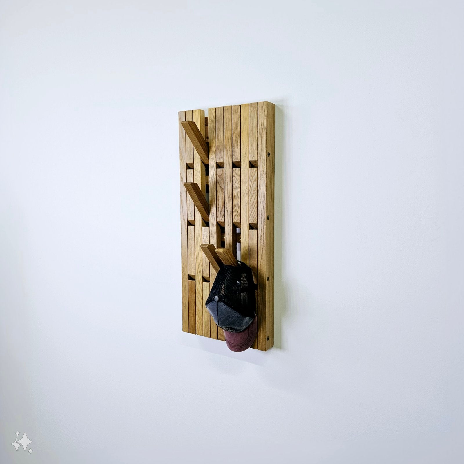 Wall-Mounted Organizer. Oak. Promotional offers.SALE
