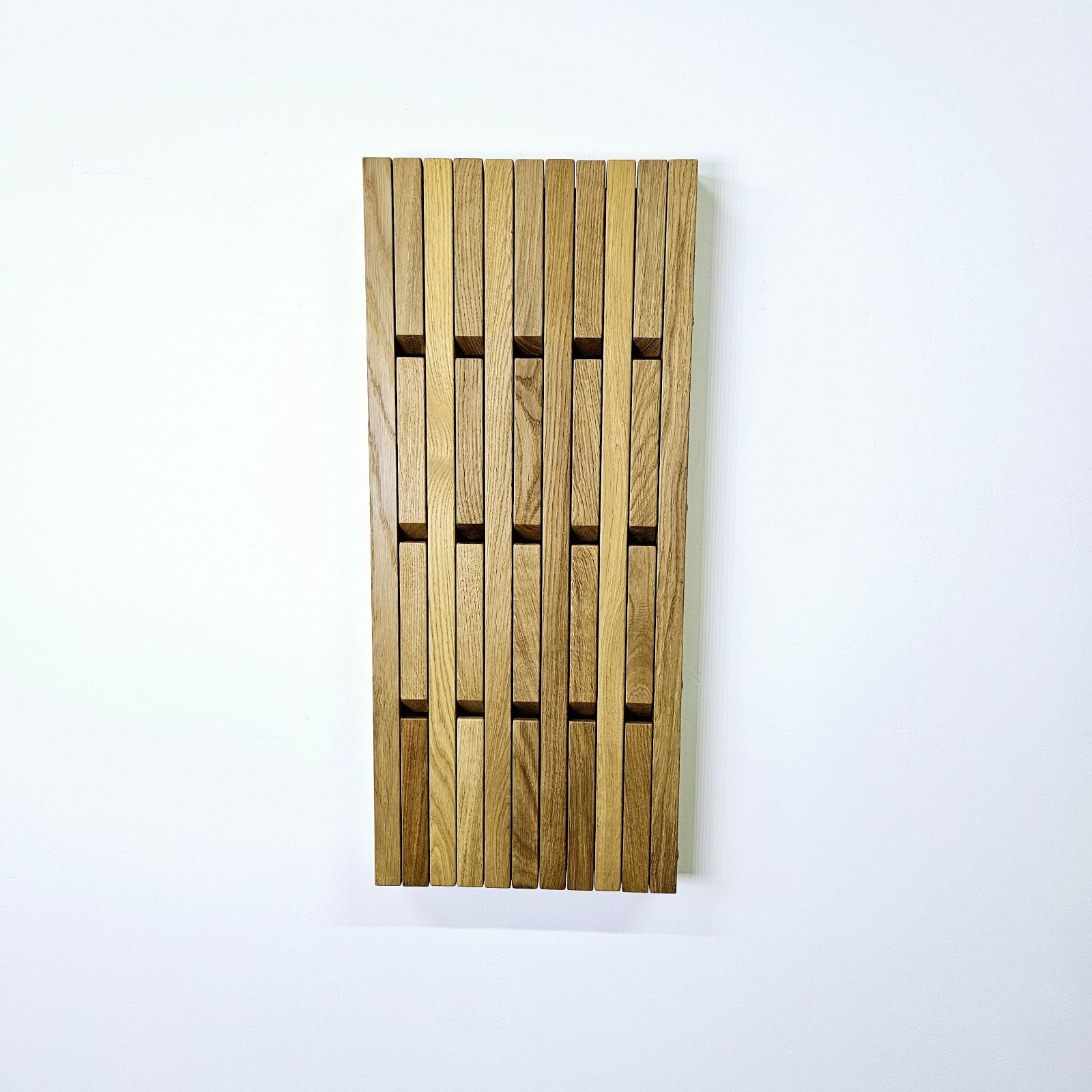 Wall-Mounted Organizer. Oak. Promotional offers.SALE