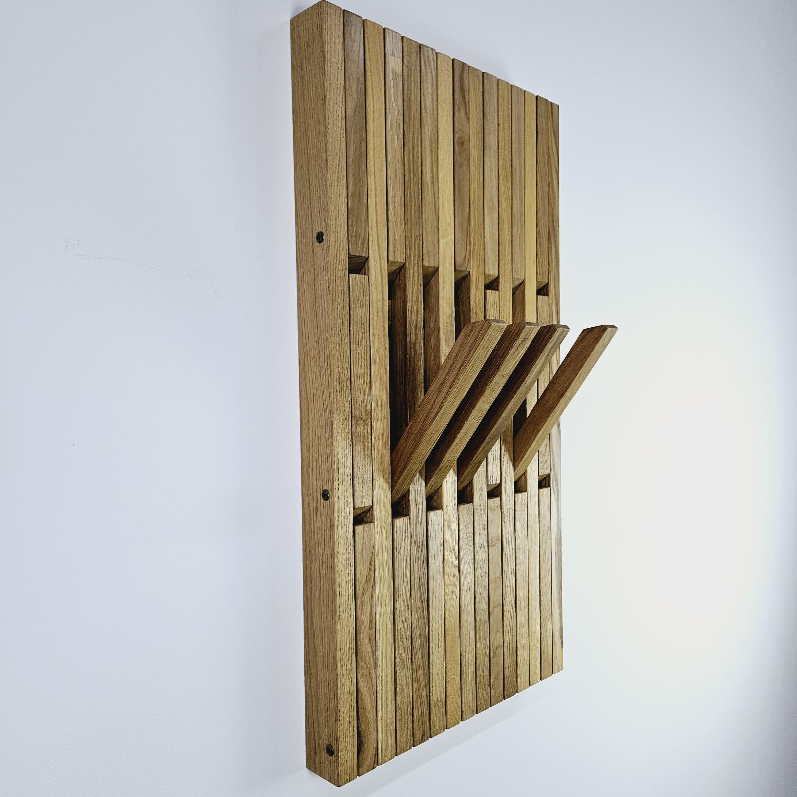 Wall-Mounted Organizer. Oak. Promotional offers.SALE