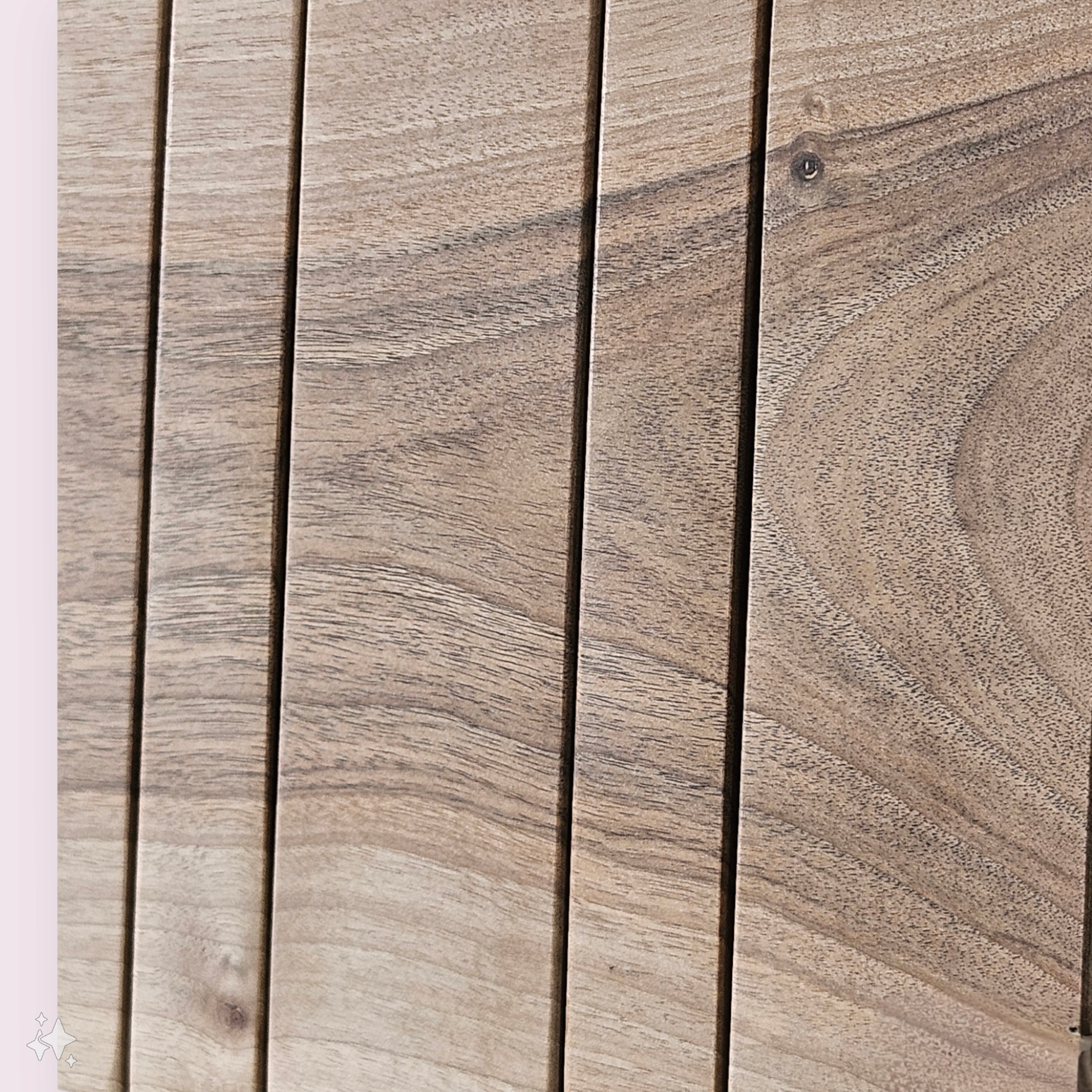 Wall-mounted organizer. Natural Walnut 3. Exclusive