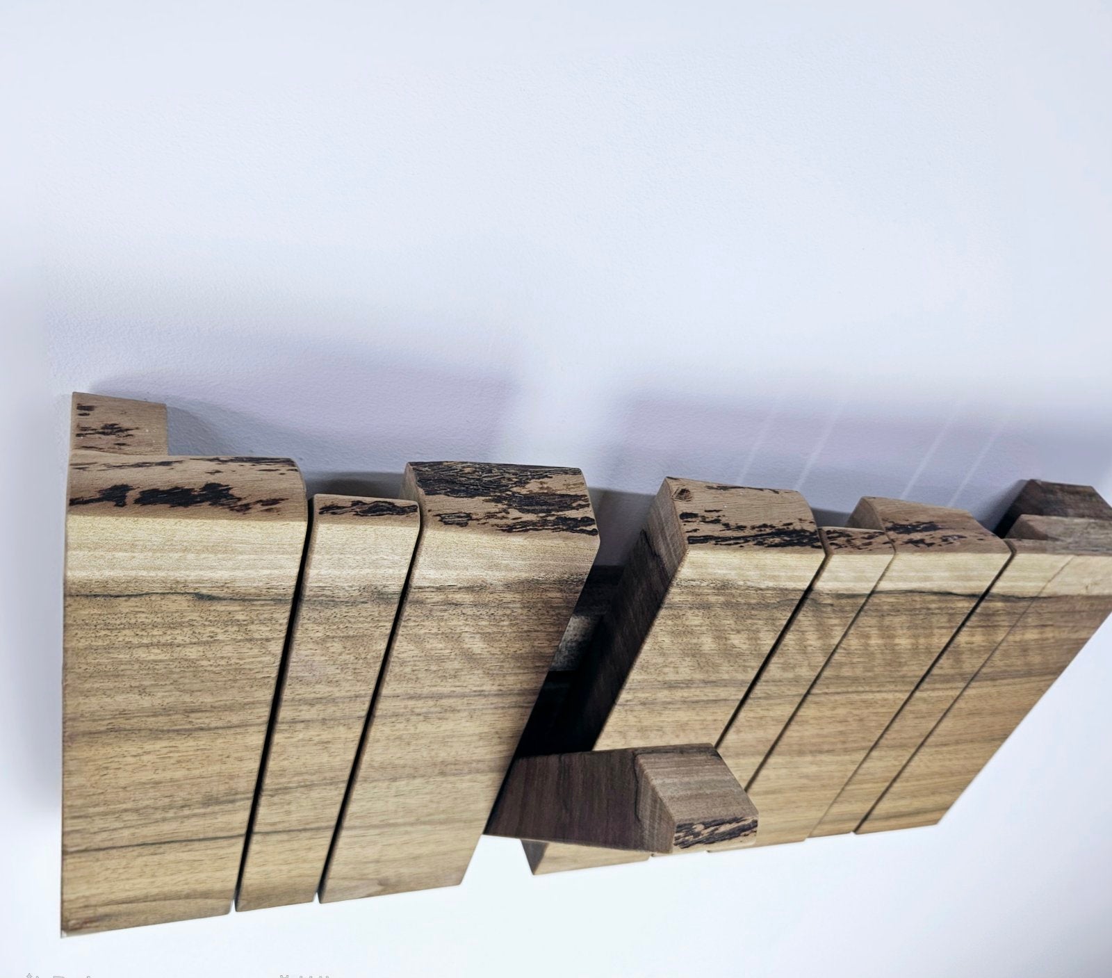 Wall-mounted organizer. Natural Walnut. 2 Exclusive