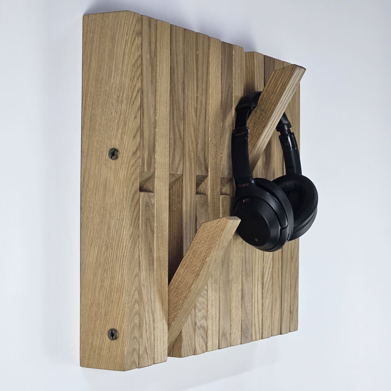 Wall-Mounted Organizer. Oak. Promotional offers.SALE