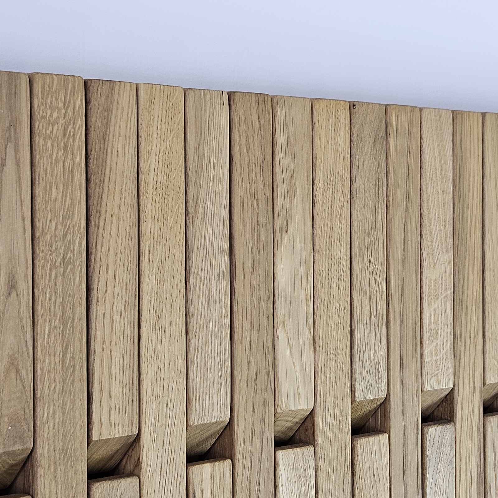 Wall-Mounted Organizer. Oak. Promotional offers.SALE