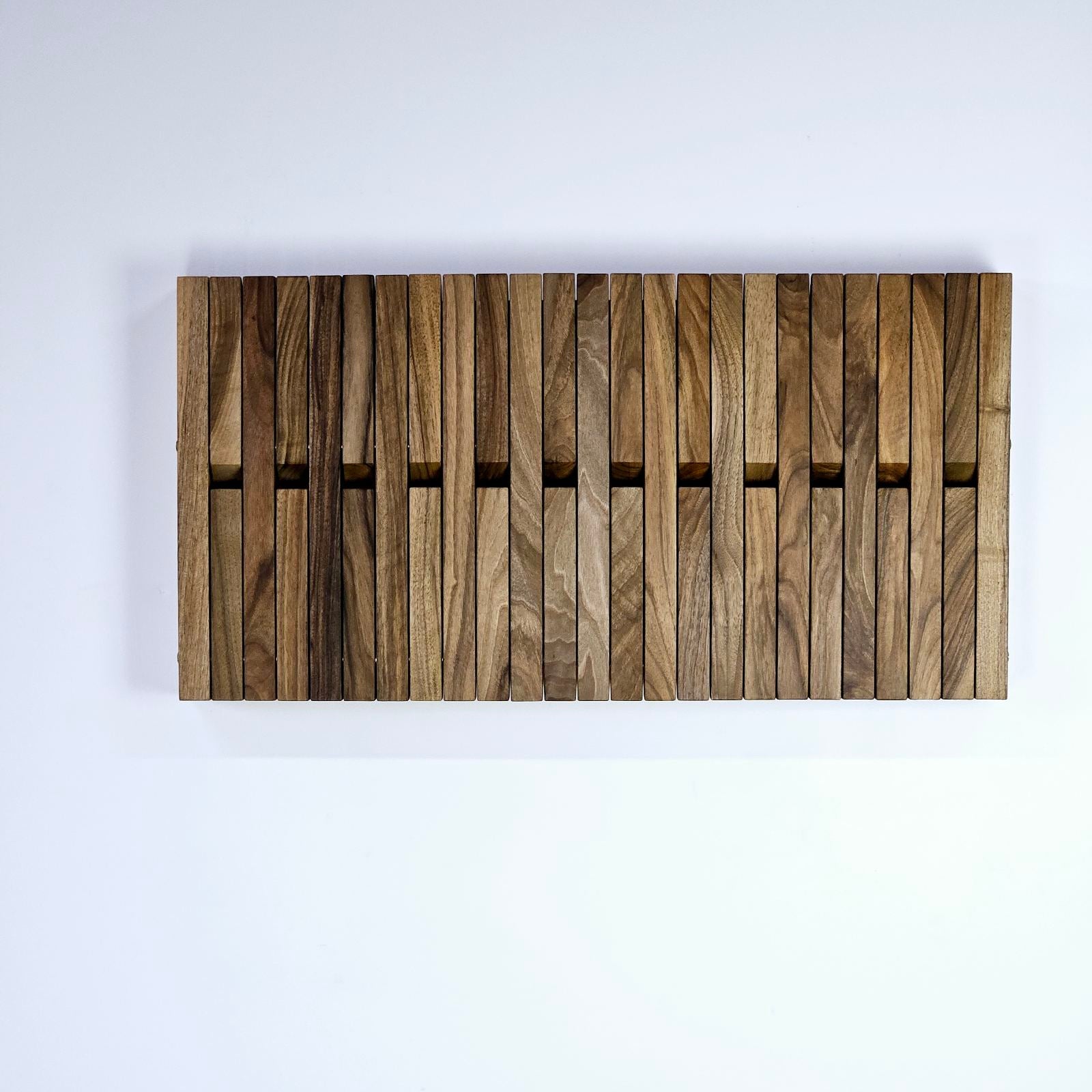 Wall-mounted organizer.Natural.Walnut.Exclusive