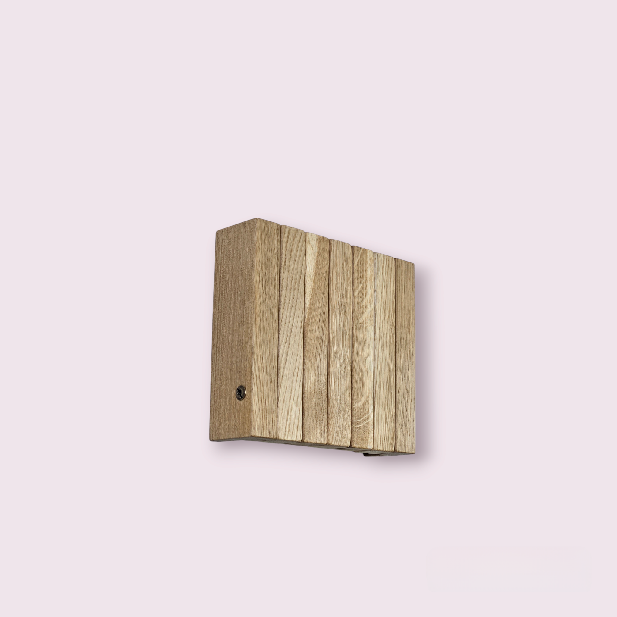 Wall-mounted organizer. natural oak. mini